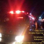 Breakingnews !!! Dengan Sigap Damkar Kab.Sumenep Jinakkan Si jago Merah Yang melalap Sebuah Warung . IMG-20230505-WA0082