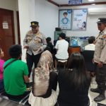 Jelang Lebaran, Sat Binmas Polres Tanjung Balai Sambangi Nasabah Bank BCA IMG-20260306-WA0020