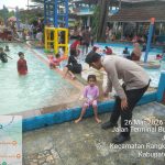 Angggota Polsek Rangkssbitung Polres Lebak Patroli Ke Objek Wisata Kolam Renang, Antisipasi Gangguan Kamtibmas Lebaran IMG-20260326-WA0049